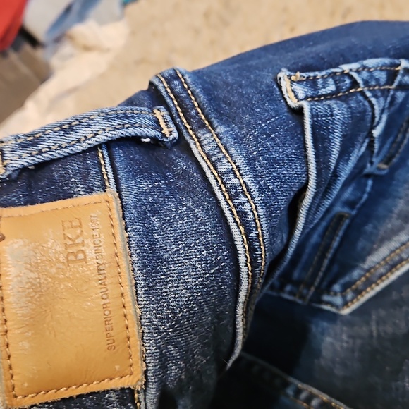 BKE Payton Universal Mid-Rise Tailored Bootcut Jeans - Picture 8 of 11